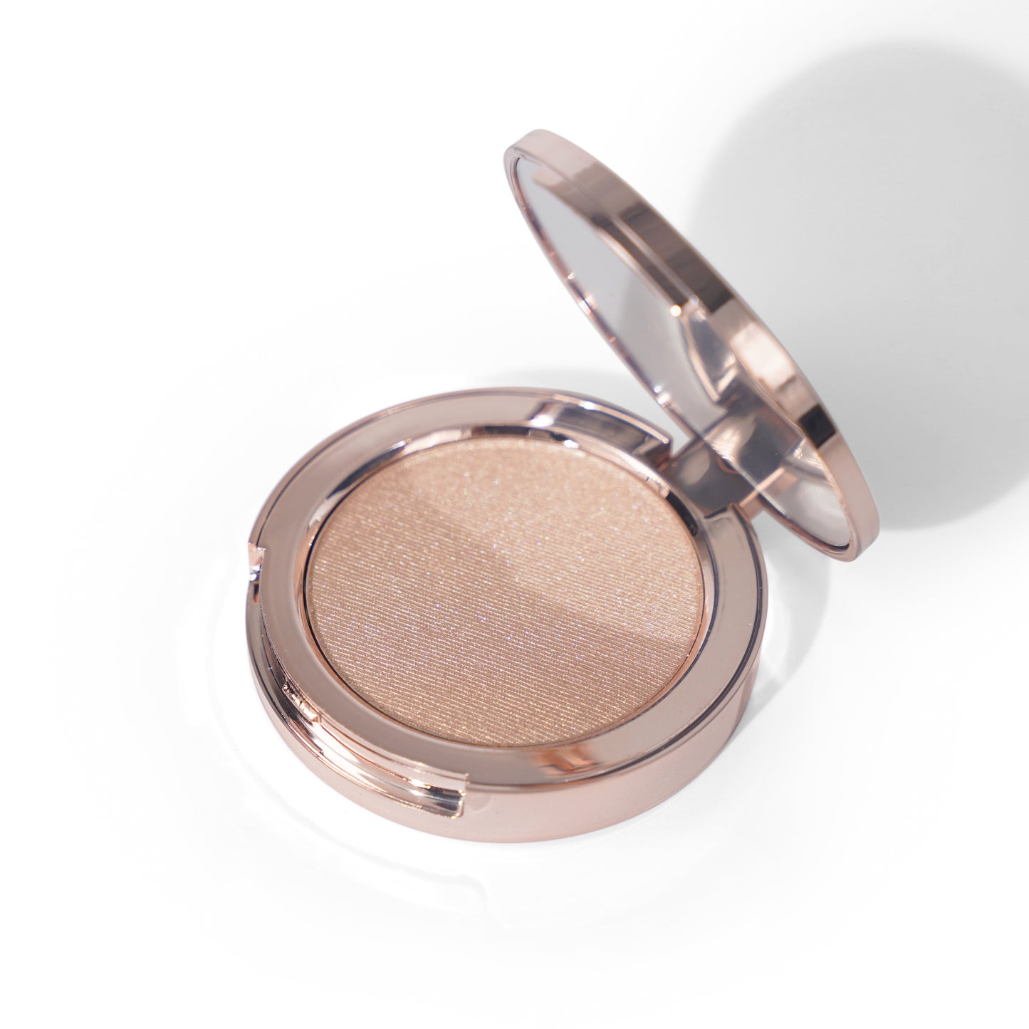 Poudre Illuminatrice – Éclat Lumineux & Fini Scintillant